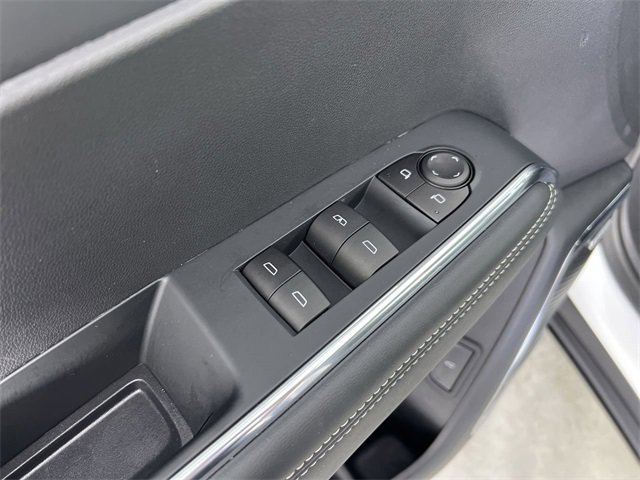 Used 2025 GMC Acadia Elevation image 24