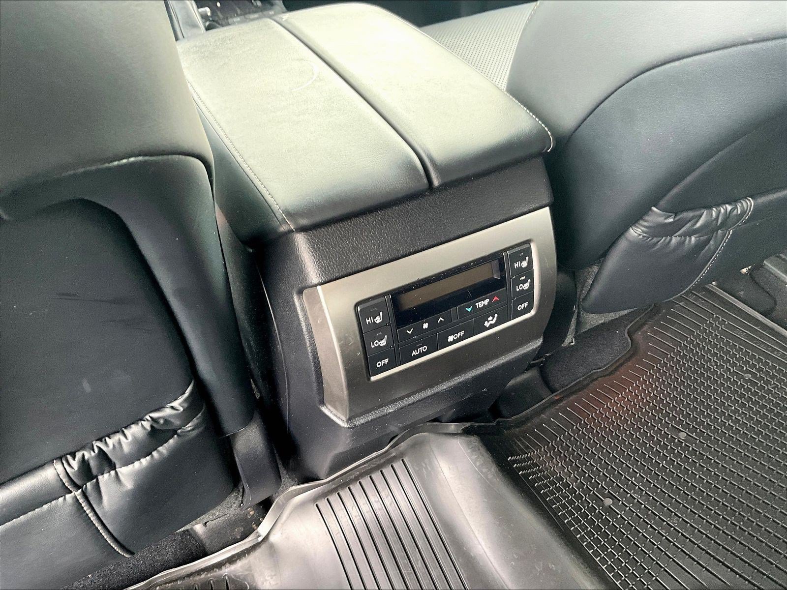 Used 2023 Lexus GX 460 Luxury w/ Sport Design Package AWD/4WD image 10
