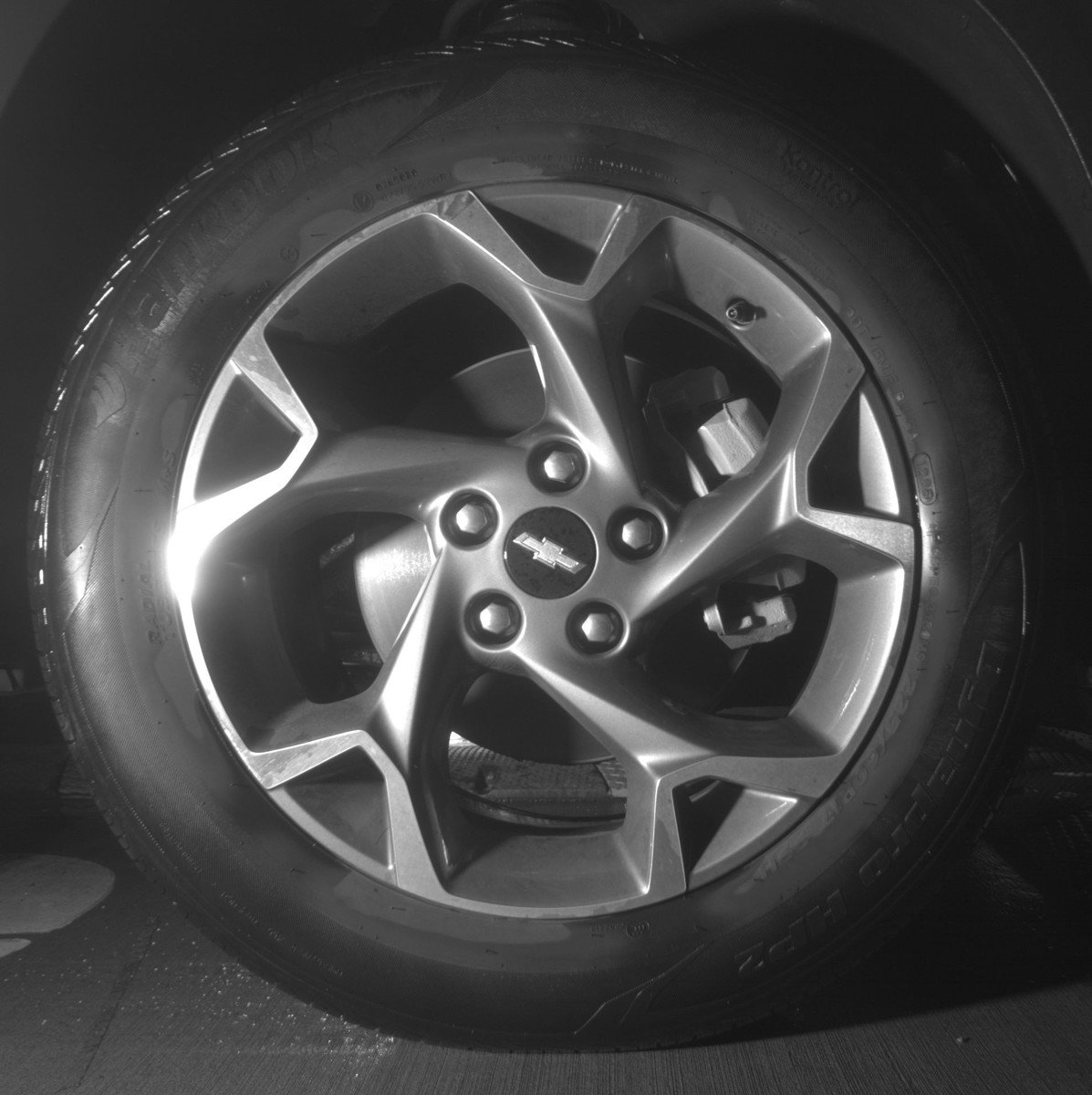 Used 2025 Chevrolet Trax LT FWD image 13