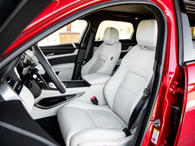 New 2026 Jaguar F-PACE R-Dynamic S AWD/4WD image 12