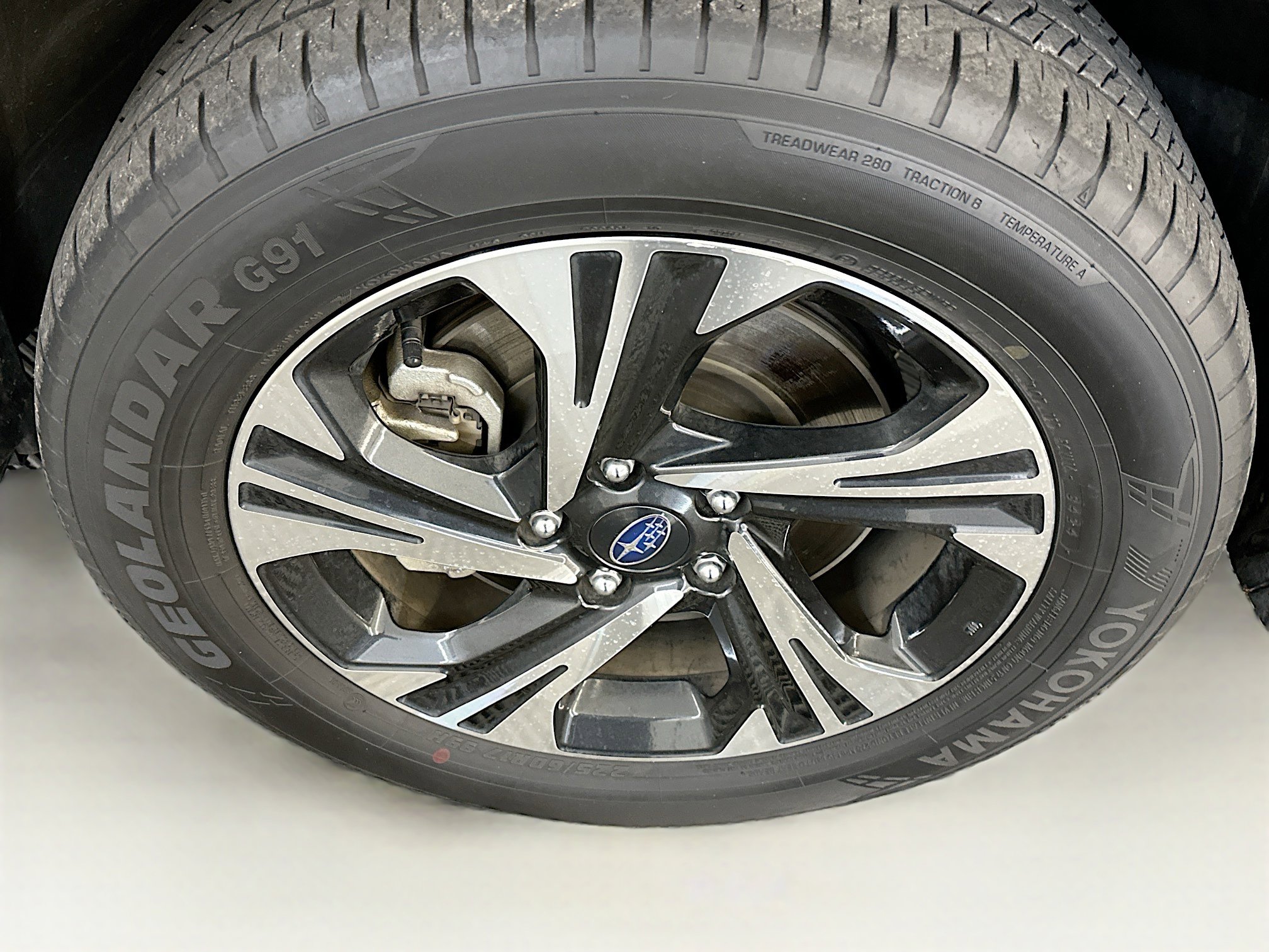 Used 2024 Subaru Crosstrek 2.0i Premium image 11