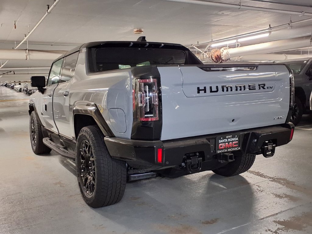 New 2026 GMC Hummer EV 4x4 Crew Cab w/ LPO, Dark Essentials Package image 10