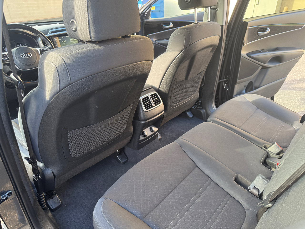 Used 2020 Kia Sorento LX w/ LX I4 Convenience Package image 22
