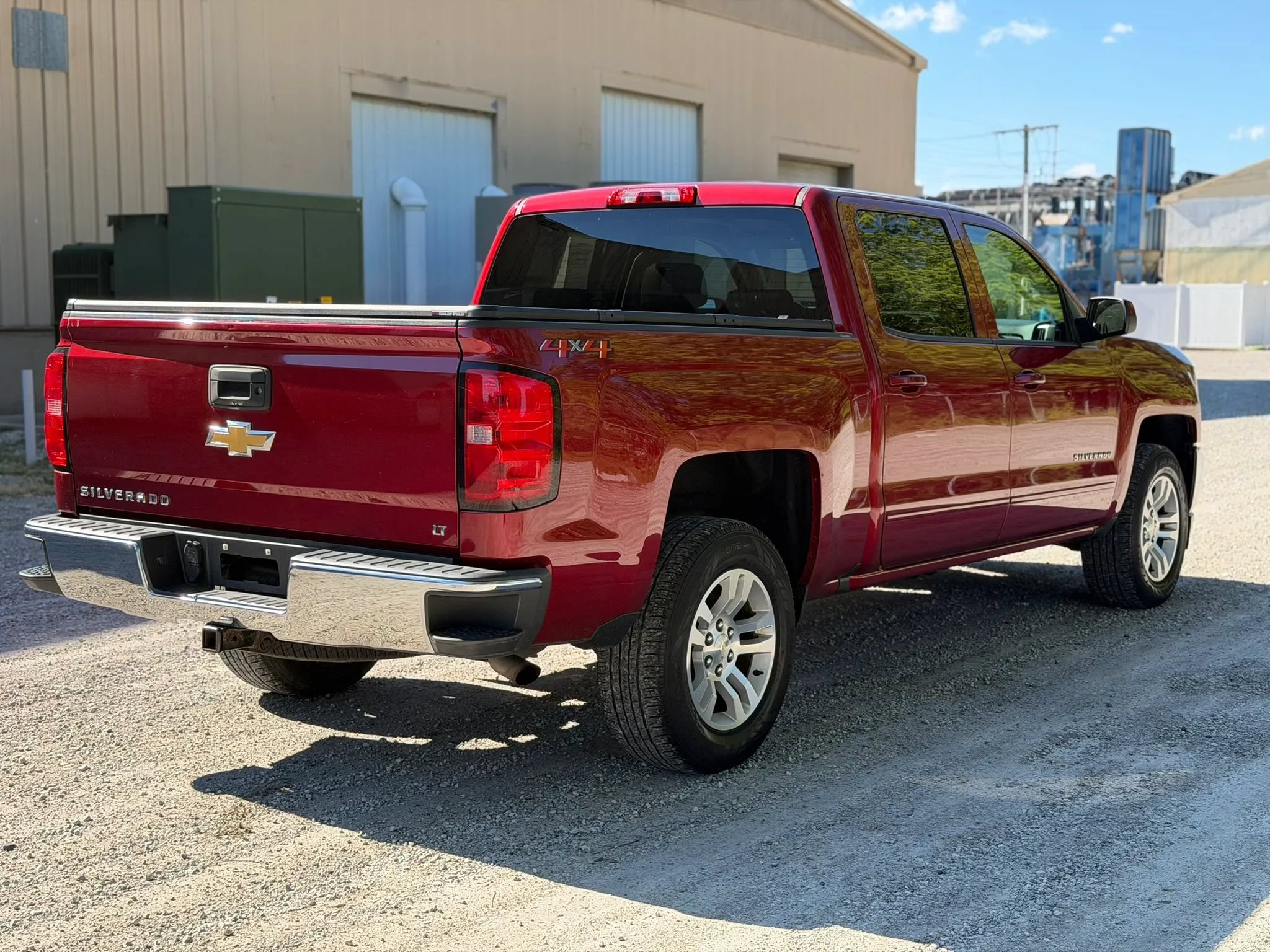 Used 2018 Chevrolet Silverado 1500 LT w/ All Star Edition AWD/4WD image 5