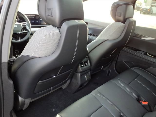 New 2026 Cadillac Optiq Sport 1 image 14