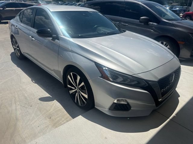 Used 2022 Nissan Altima 2.5 SR FWD video 1