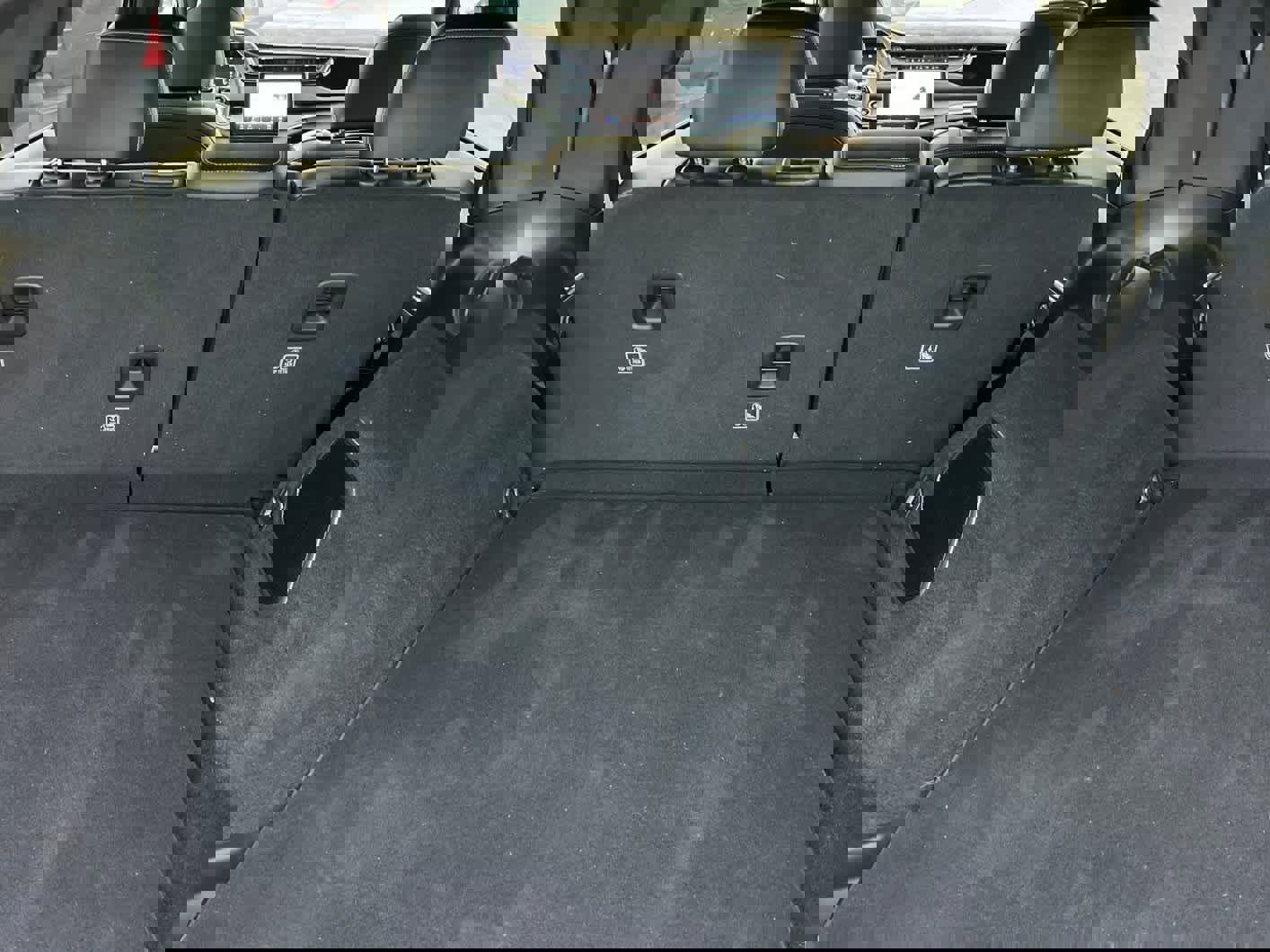 Used 2024 Jeep Grand Cherokee Overland w/ Trailer Tow Package image 14