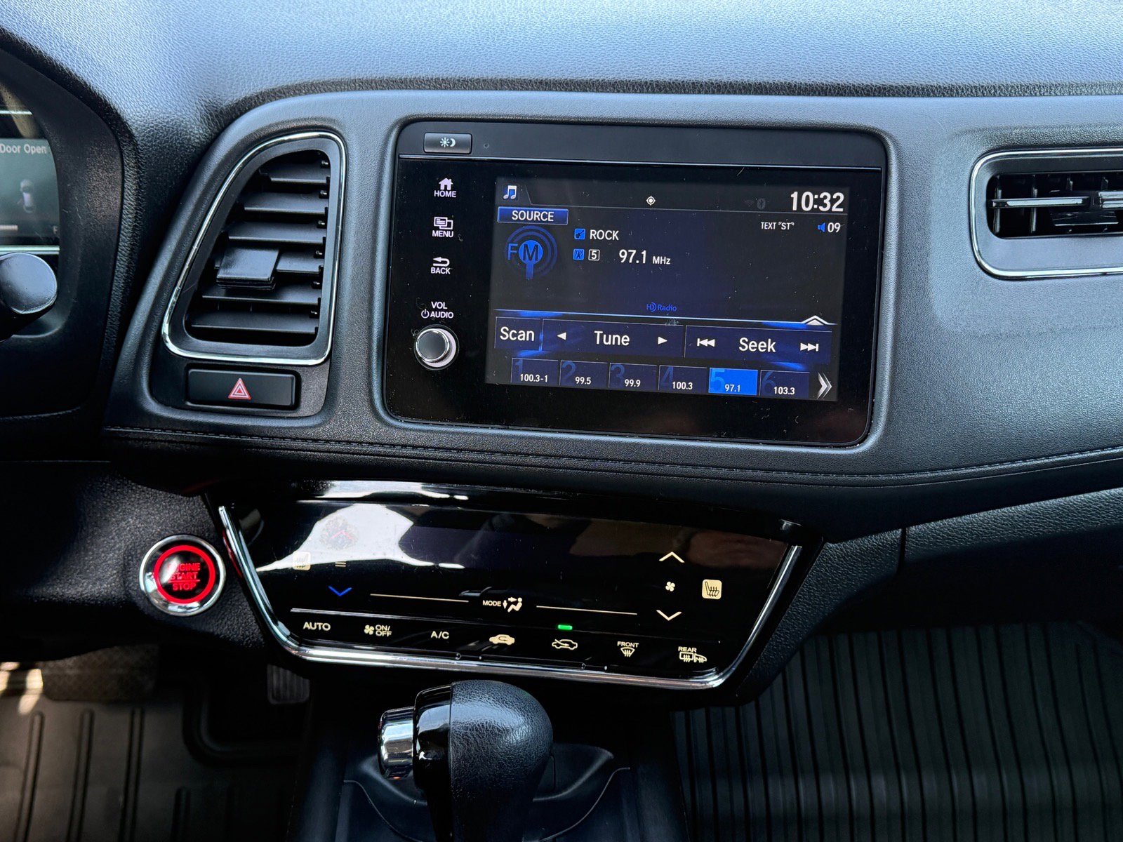 Used 2020 Honda HR-V EX image 25