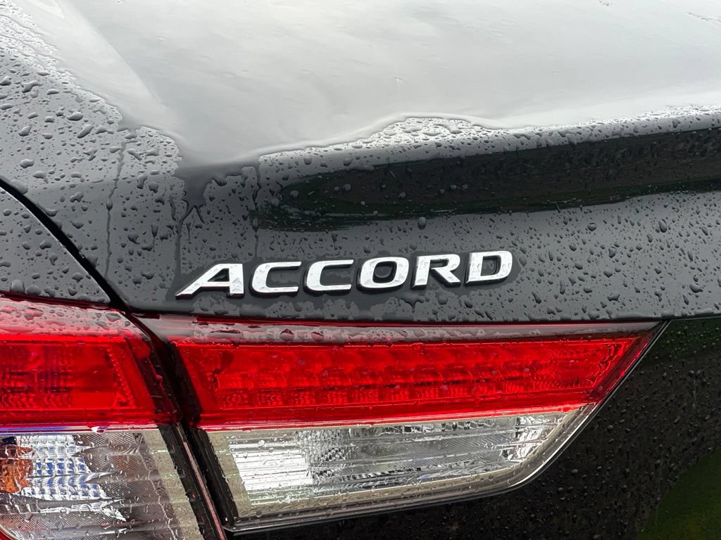 Used 2021 Honda Accord LX image 4