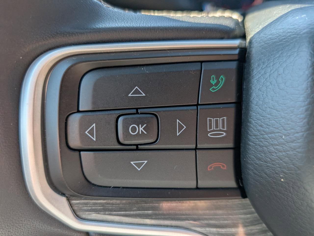 Used 2022 Jeep Wagoneer Series II AWD/4WD image 25