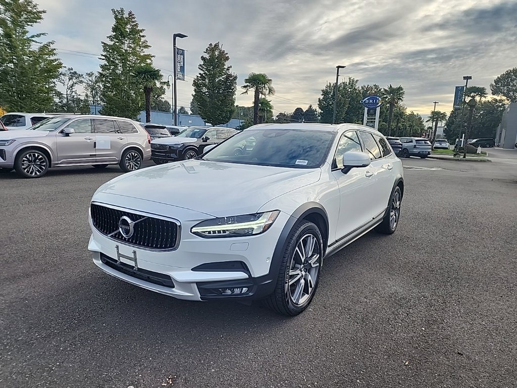 Used 2017 Volvo V90 T6 Cross Country