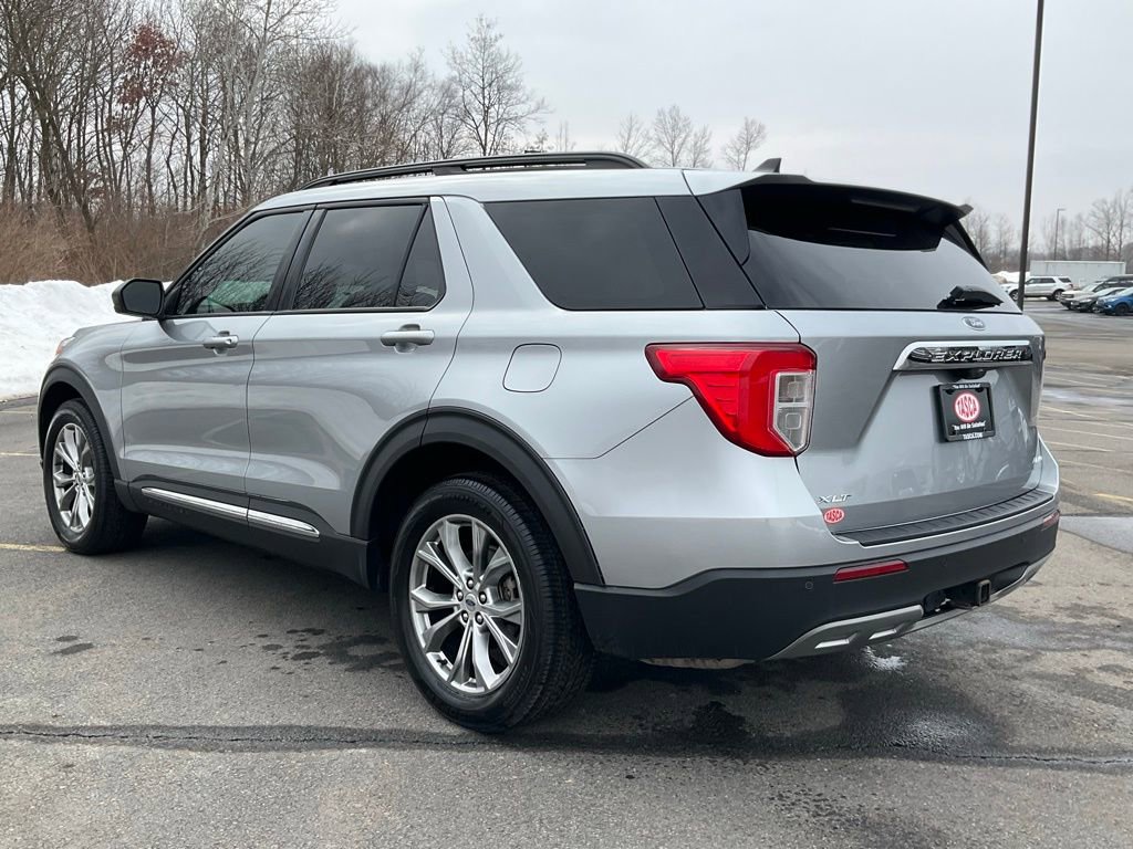 Certified 2022 Ford Explorer XLT w/ Equipment Group 202A image 28