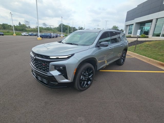 Used 2024 Chevrolet Traverse RS FWD image 4