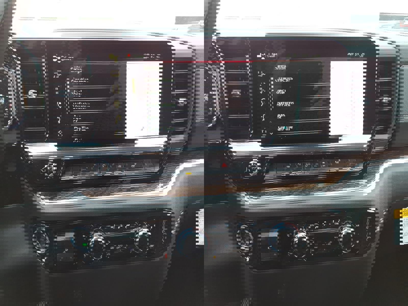 New 2026 GMC Sierra 1500 Pro w/ Pro Value Package image 18