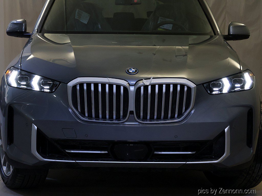 Used 2026 BMW X5 xDrive50e w/ Climate Comfort Package AWD/4WD image 6