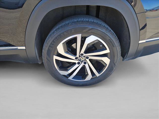 Used 2023 Volkswagen Atlas SEL image 9