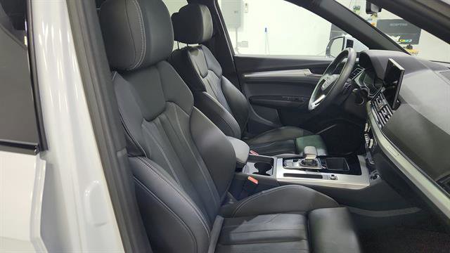 Used 2025 Audi Q5 2.0T Premium image 31