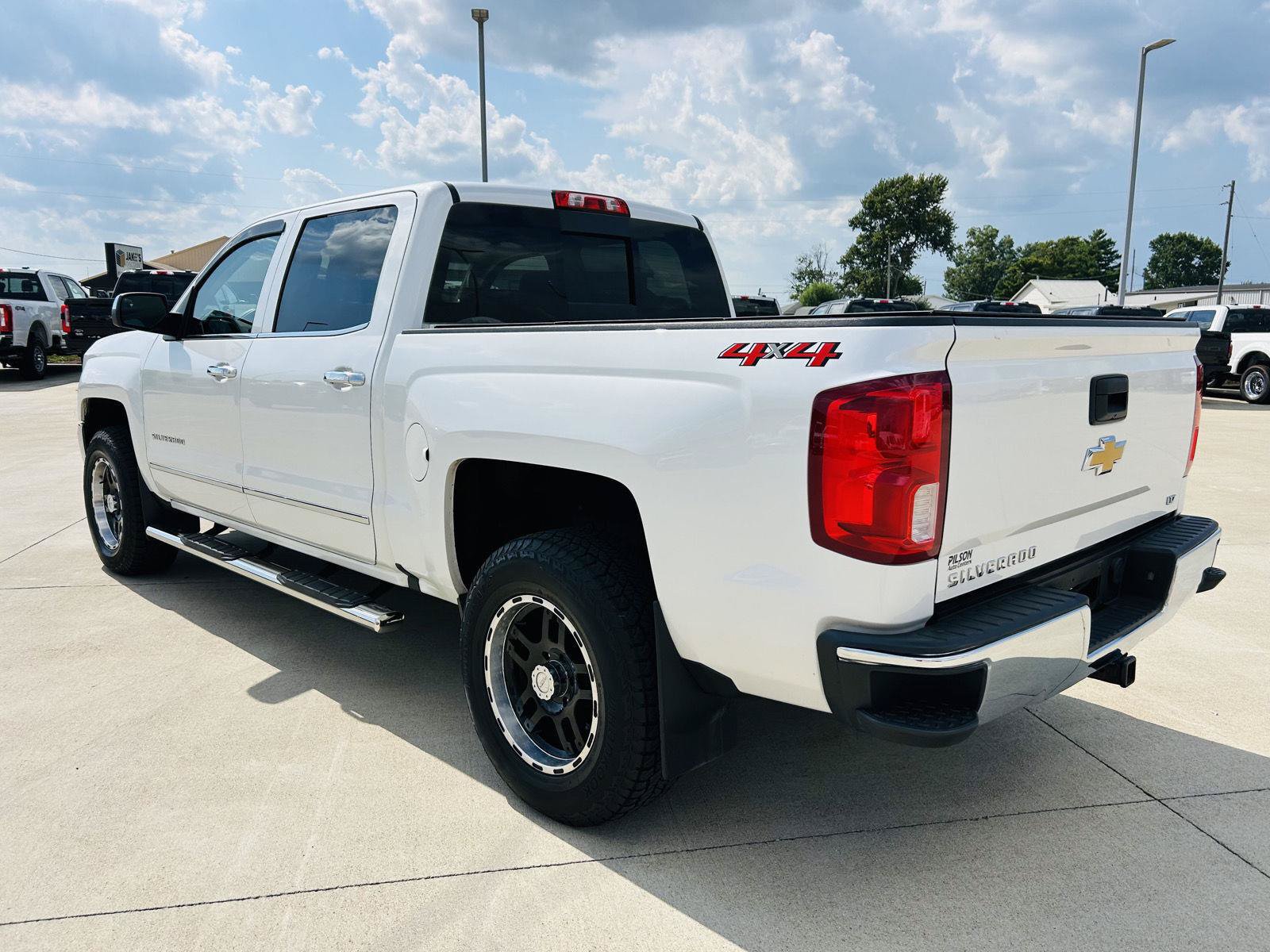 Used 2018 Chevrolet Silverado 1500 LTZ w/ Sport Package AWD/4WD image 33