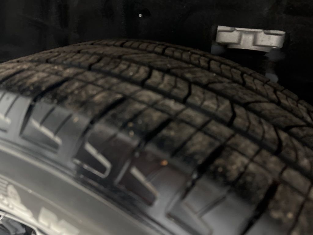 Used 2025 Jeep Grand Cherokee Altitude image 41