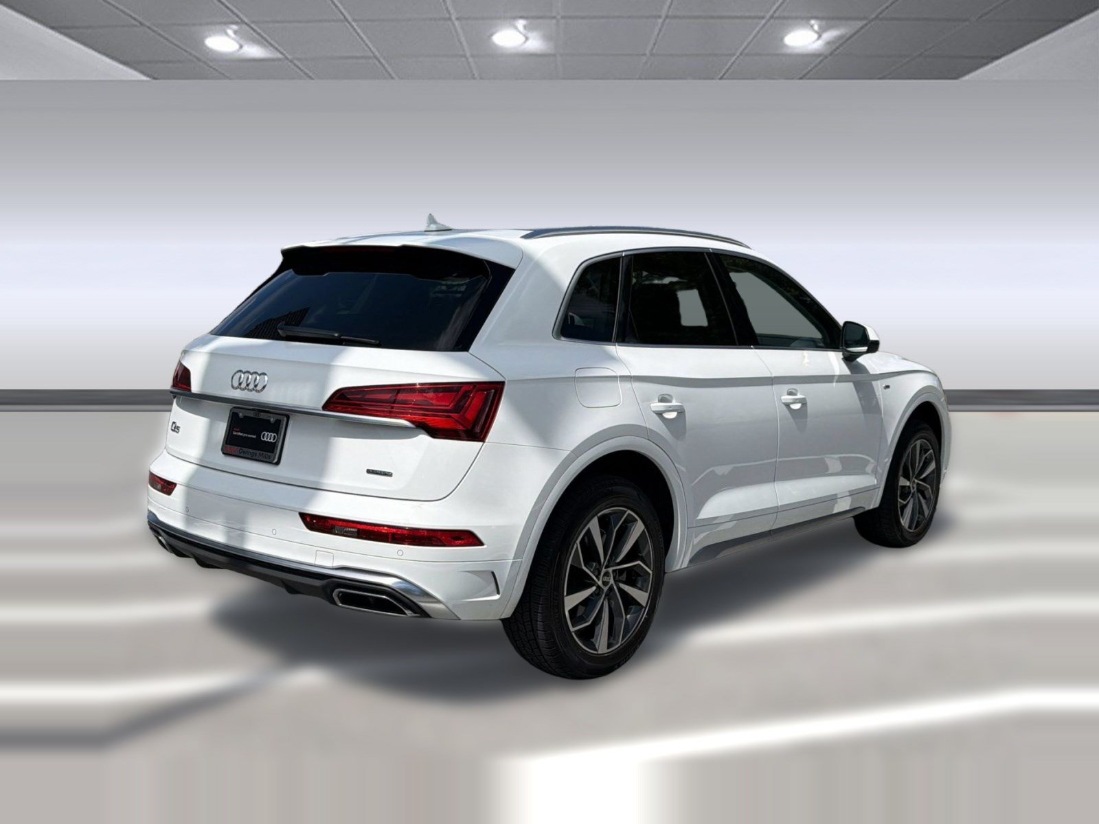Used 2023 Audi Q5 2.0T Premium Plus w/ Premium Plus Package AWD/4WD image 9