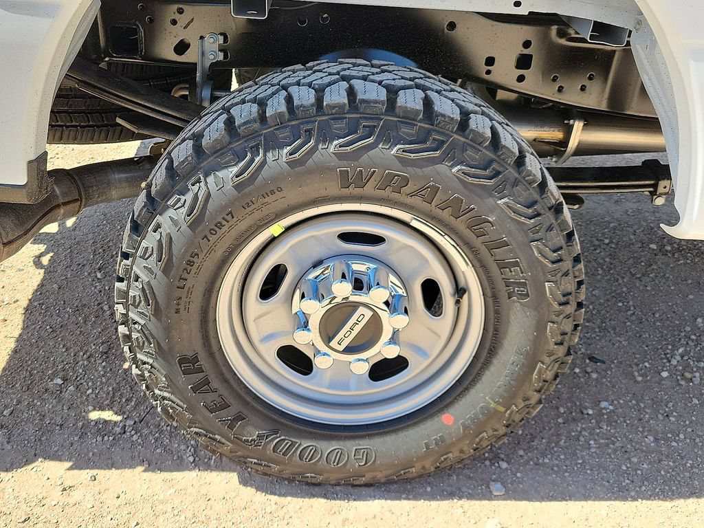 New 2026 Ford F250 XL w/ XL Off-Road Package AWD/4WD image 14