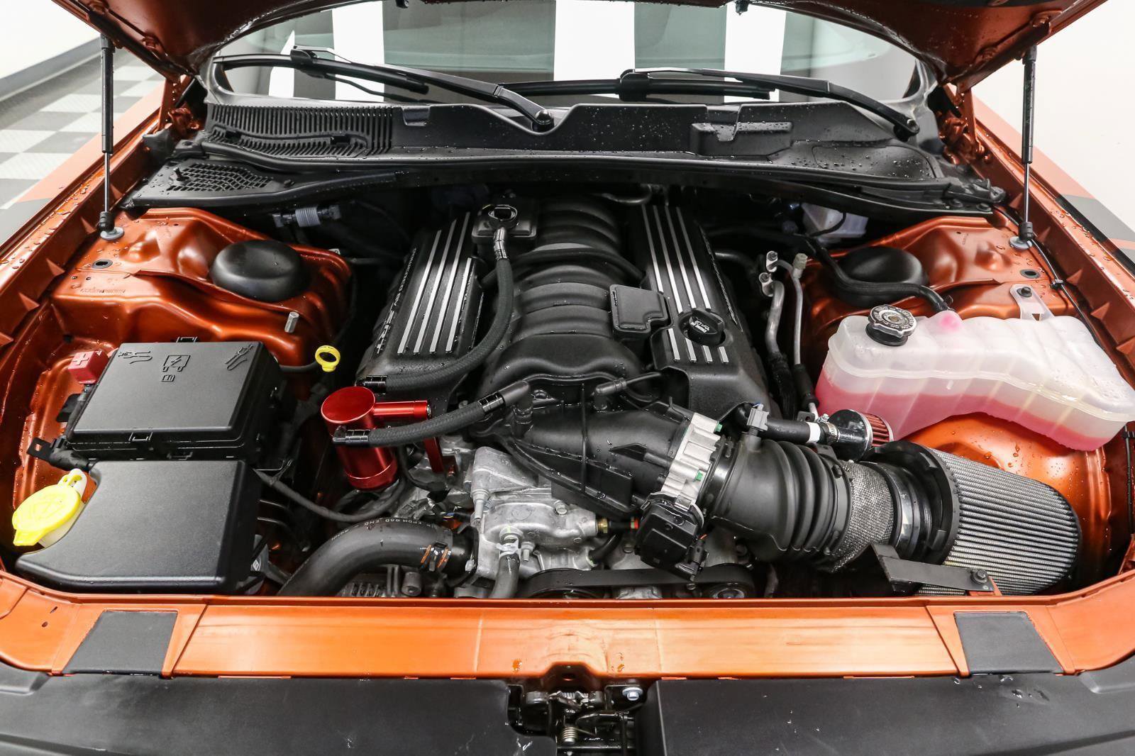 Used 2023 Dodge Challenger R/T Scat Pack w/ Scat Pack Stripe image 15