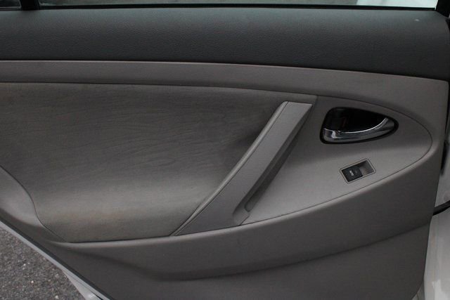 Used 2011 Toyota Camry LE w/ LE Extra-Value Pkg image 58