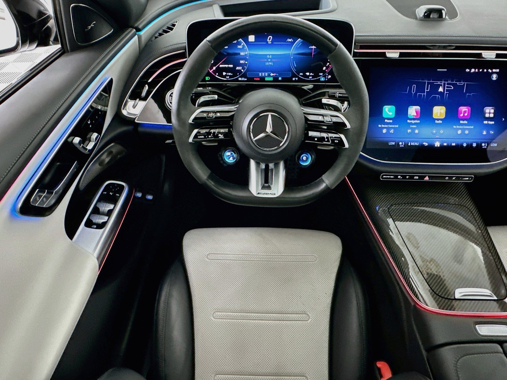 Used 2025 Mercedes-Benz E 53 AMG e 4MATIC Sedan image 19