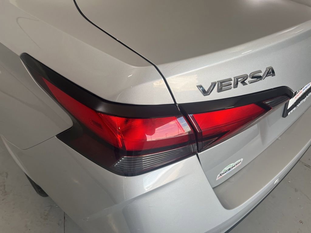 Used 2023 Nissan Versa SV FWD image 41