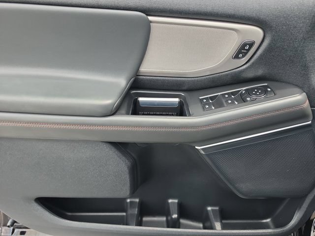 Certified 2025 Ford Expedition Active RWD image 19