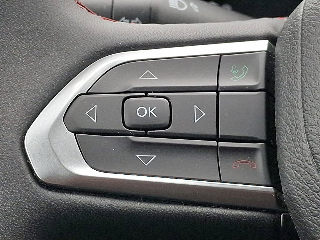 Used 2025 Jeep Compass Trailhawk AWD/4WD image 20