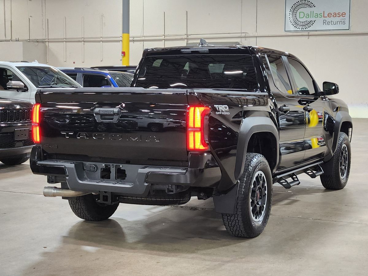Used 2024 Toyota Tacoma TRD Off-Road AWD/4WD image 8