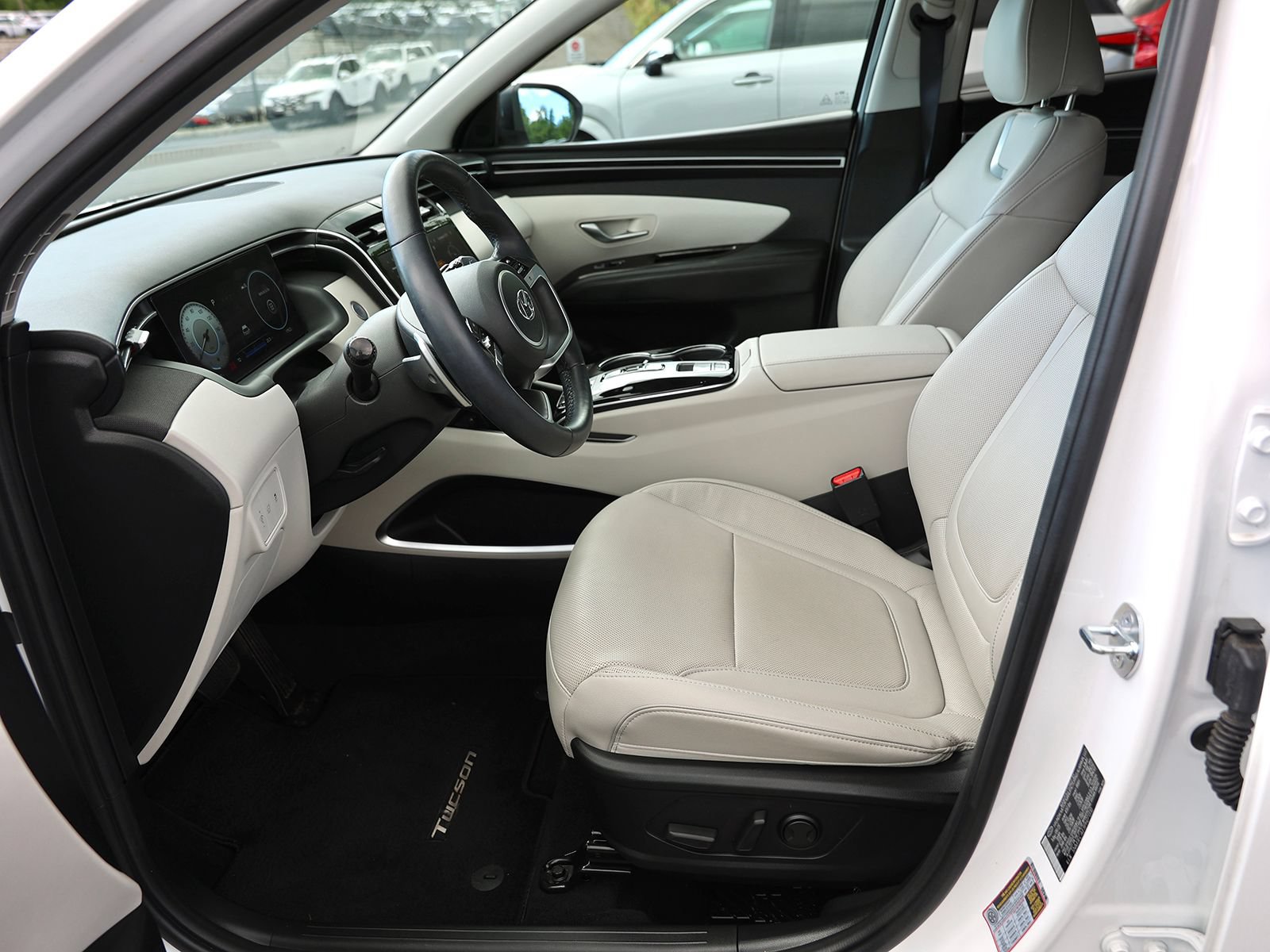 Certified 2023 Hyundai Tucson Limited AWD/4WD image 18