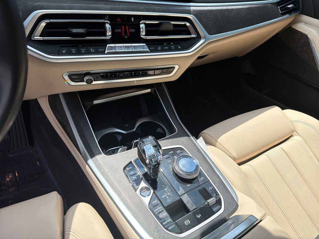 Used 2021 BMW X7 xDrive40i w/ Premium Package 2 AWD/4WD image 30
