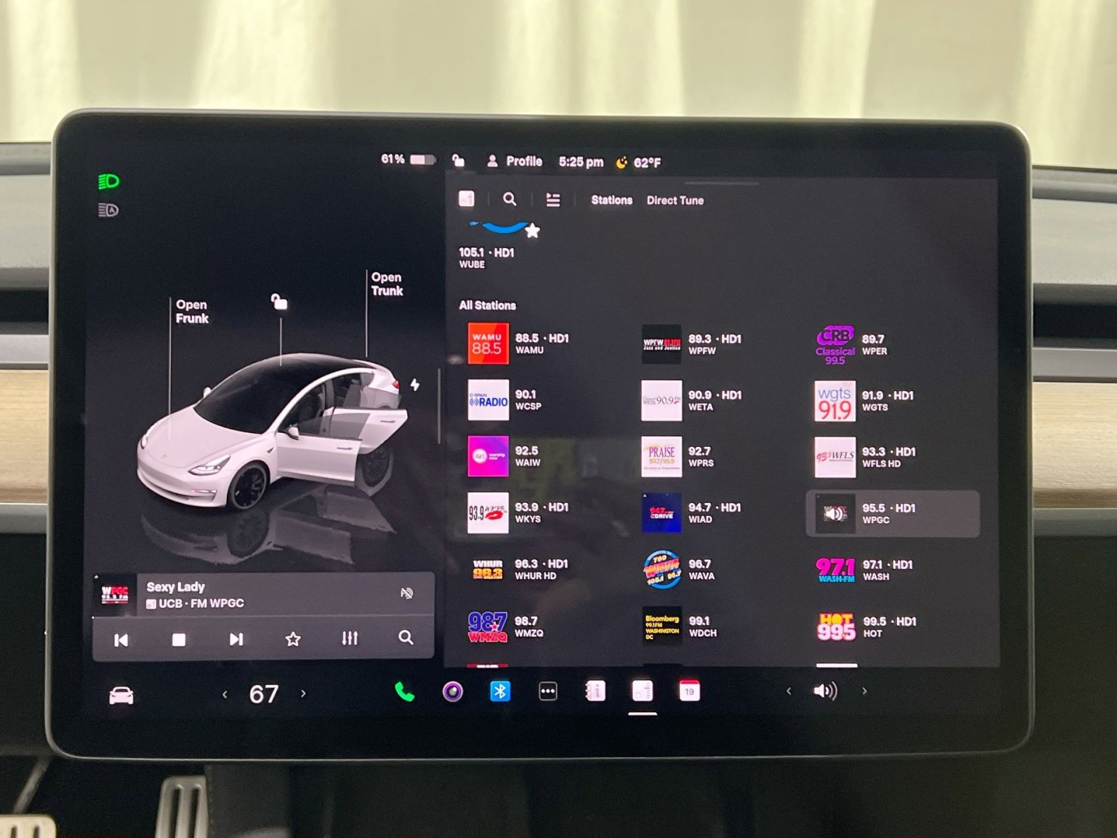 Used 2023 Tesla Model 3 Performance image 16