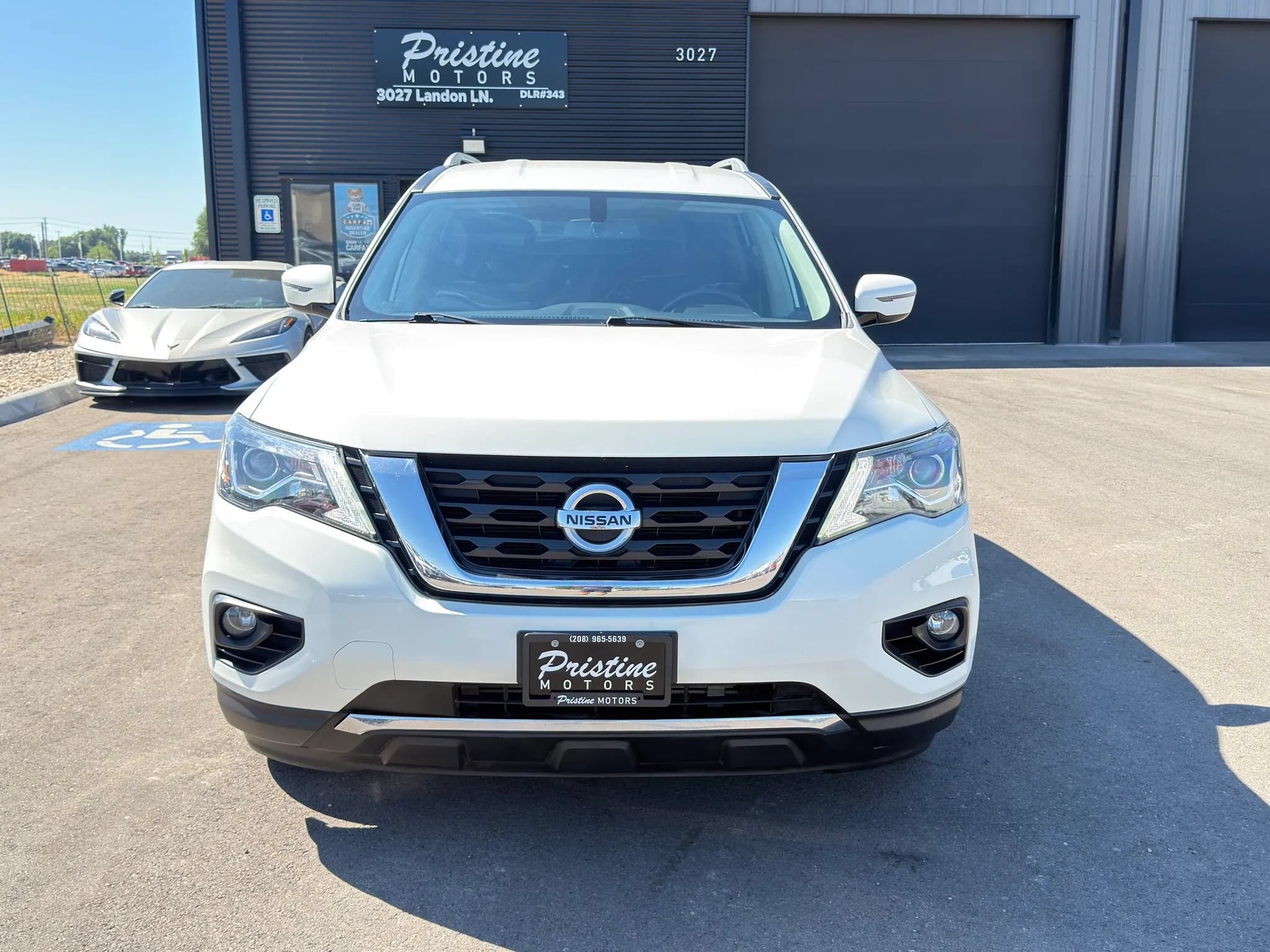 Used 2020 Nissan Pathfinder SV AWD/4WD image 3