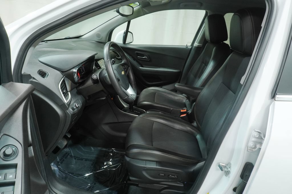 Used 2018 Chevrolet Trax LT w/ Driver Confidence Package FWD image 10