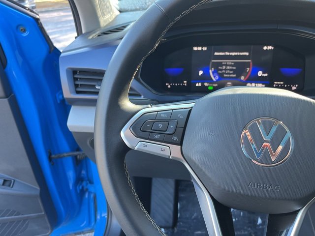 Used 2023 Volkswagen Taos SE image 21
