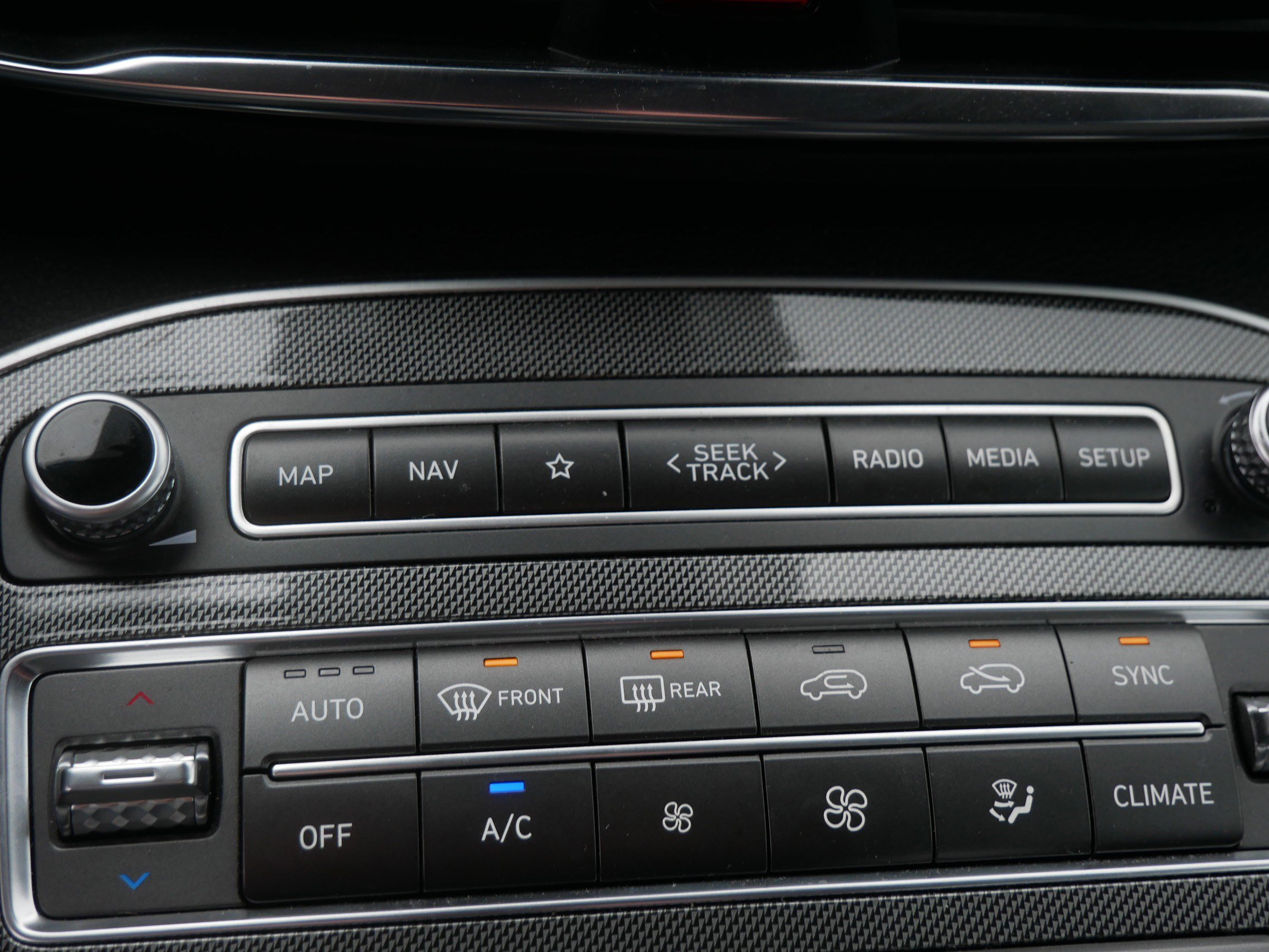 Used 2023 Hyundai Santa Fe SEL AWD/4WD image 30