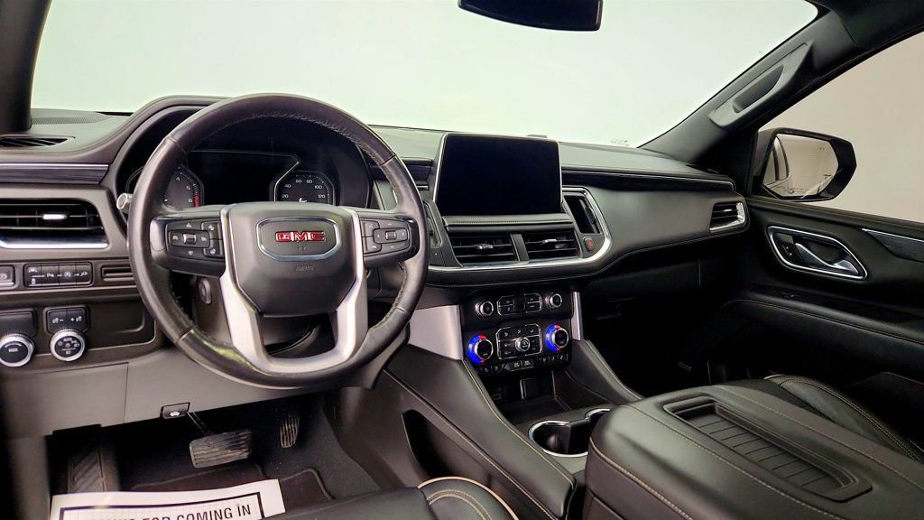Used 2021 GMC Yukon SLT w/ SLT Premium Package image 13