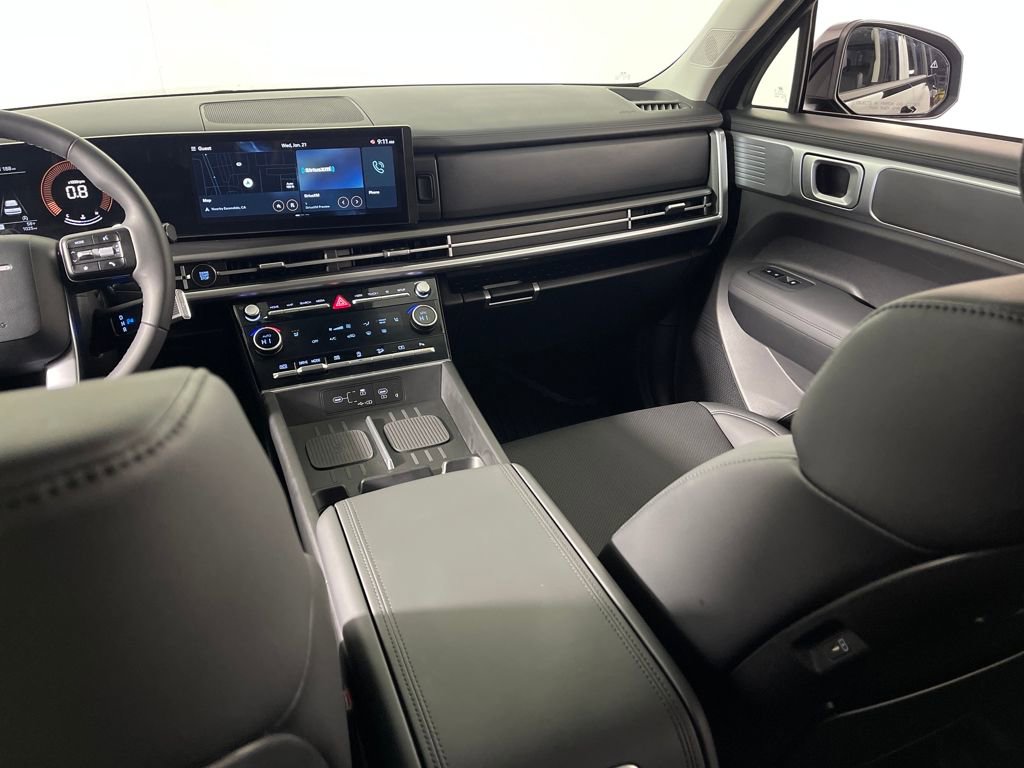 Certified 2025 Hyundai Santa Fe XRT image 17