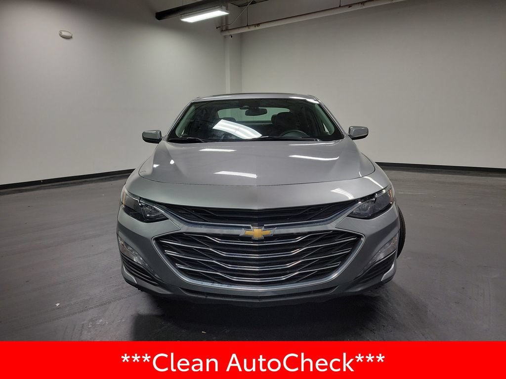 Used 2024 Chevrolet Malibu LT FWD image 3