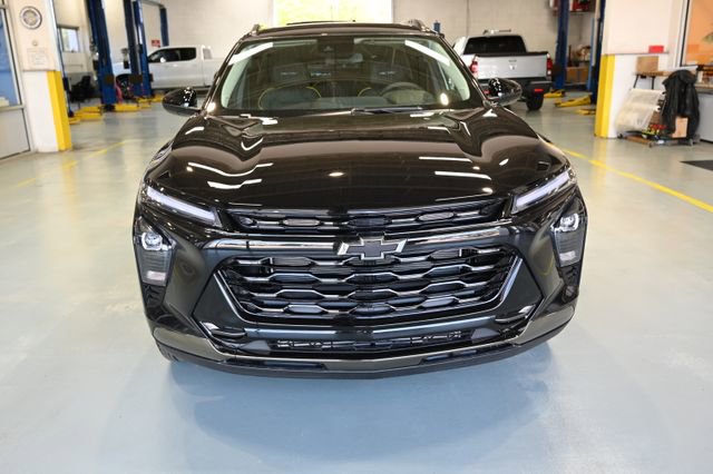 New 2026 Chevrolet Trax ACTIV w/ Driver Confidence Package FWD image 2
