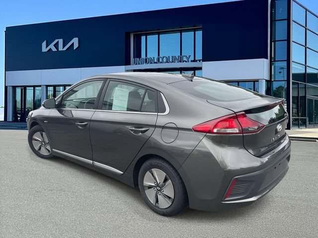 Used 2020 Hyundai Ioniq SE FWD image 4
