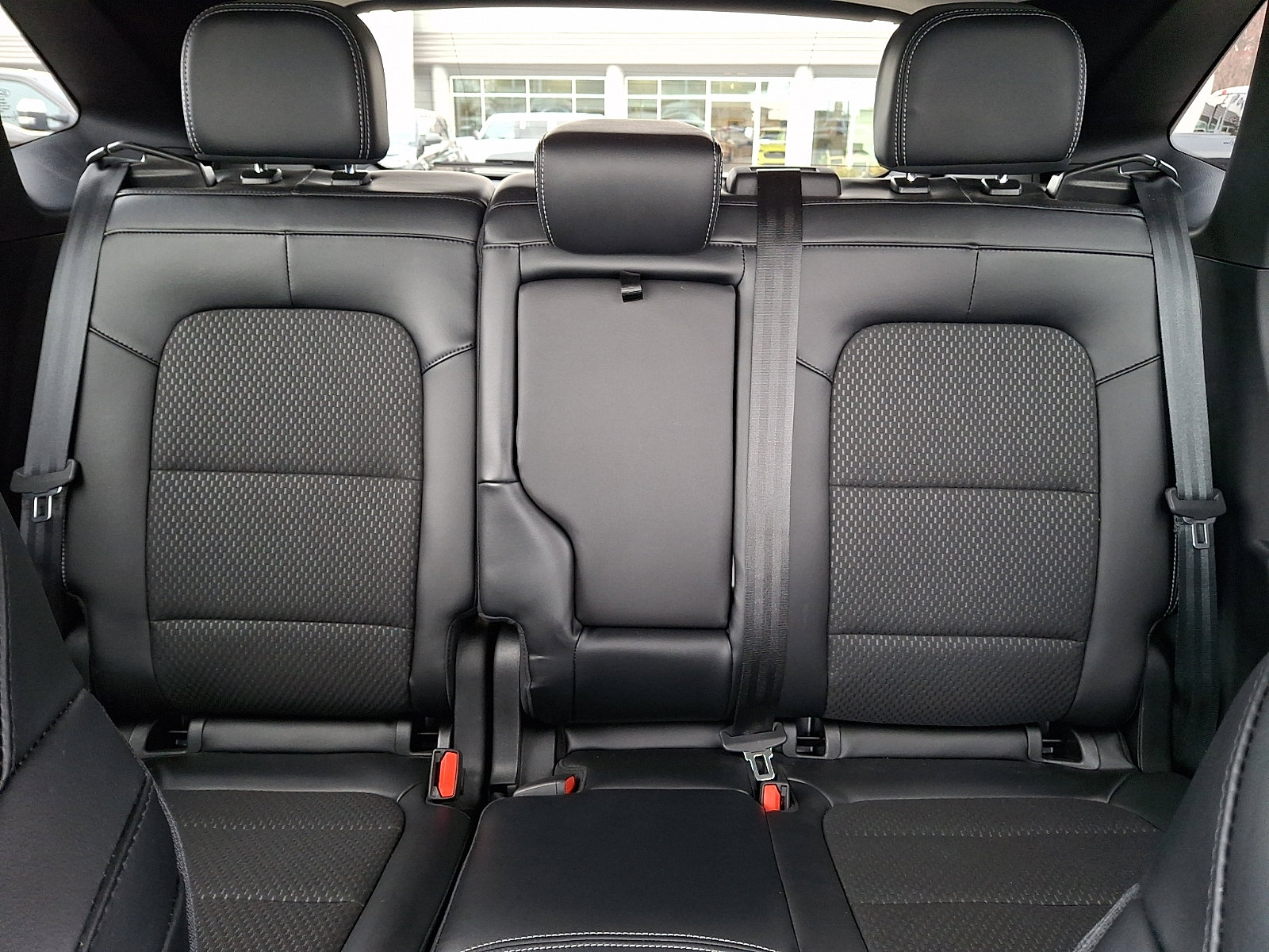 Used 2023 Ford Escape SE image 18