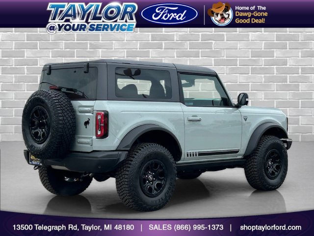 Used 2021 Ford Bronco First Edition AWD/4WD image 3