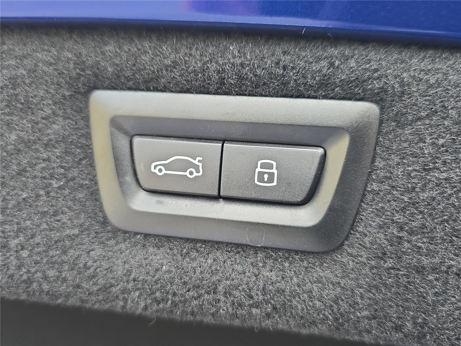 Used 2024 BMW M8 Competition image 24