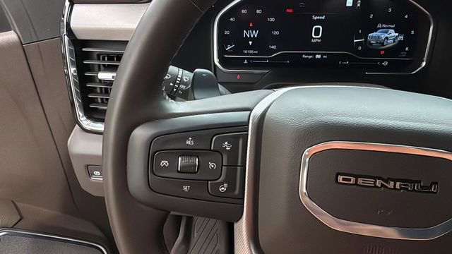 Used 2024 GMC Sierra 1500 Denali w/ Denali Reserve Package AWD/4WD image 31