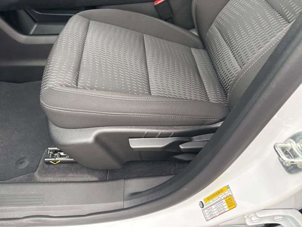 Used 2025 Chevrolet Equinox LT image 19