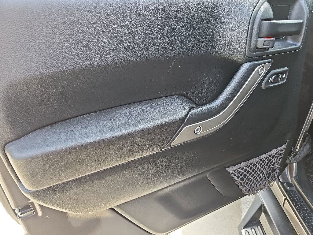 Certified 2018 Jeep Wrangler Unlimited Sport S AWD/4WD image 18